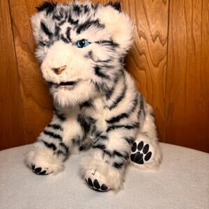 WowWee White Siberian Tiger Cub Interactive 14” Plush Toy 2007 Tested Works